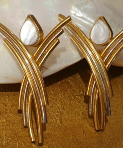 Alternative view of Pearl Flying Earrings