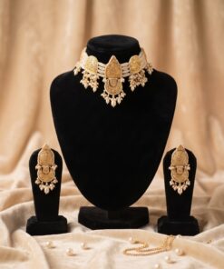 Kundan Pearl Choker Set