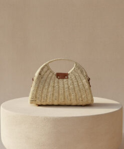 Alternative view of Straw-woven Bag